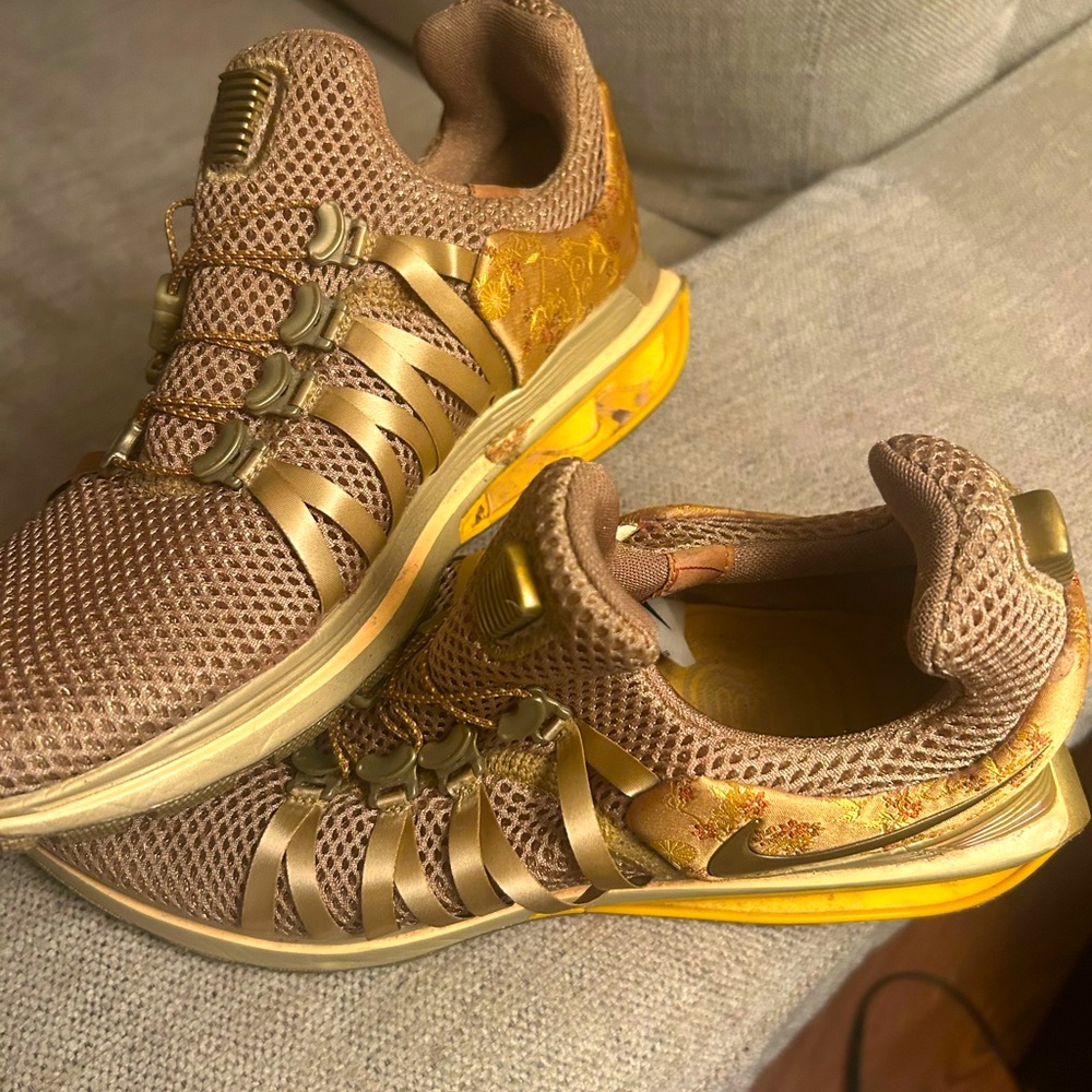 Nike SOLD ✅